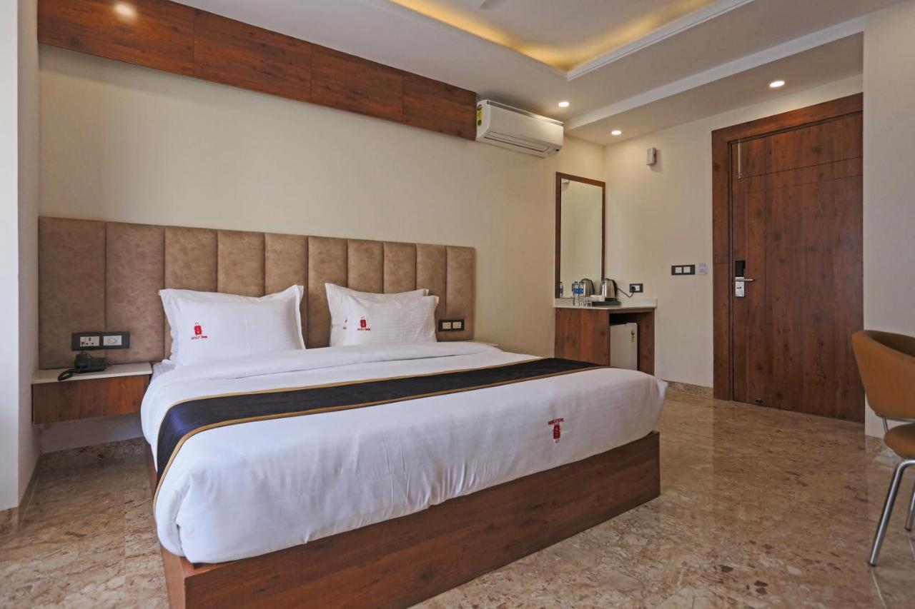 Hotel Deluxe Stay Inn - Near Delhi Airport ニューデリー エクステリア 写真