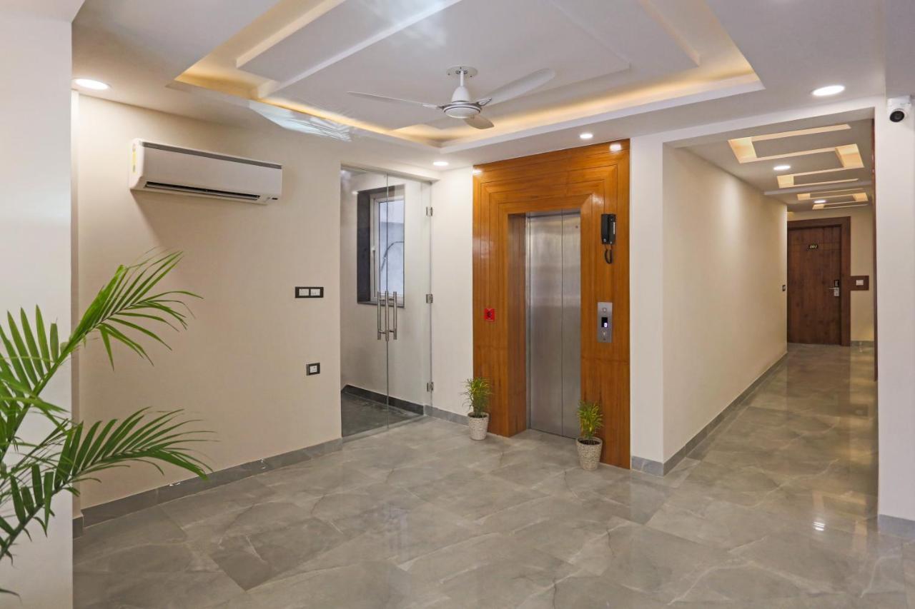 Hotel Deluxe Stay Inn - Near Delhi Airport ニューデリー エクステリア 写真